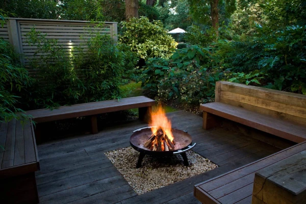 The Benefits of Installing an Outdoor Fireplace: Why It's a Great Idea for Your Home